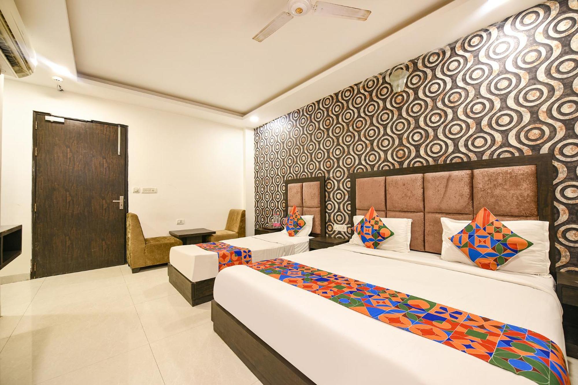 Fabhotel Belwood Near Igi Airport New Delhi Exteriör bild